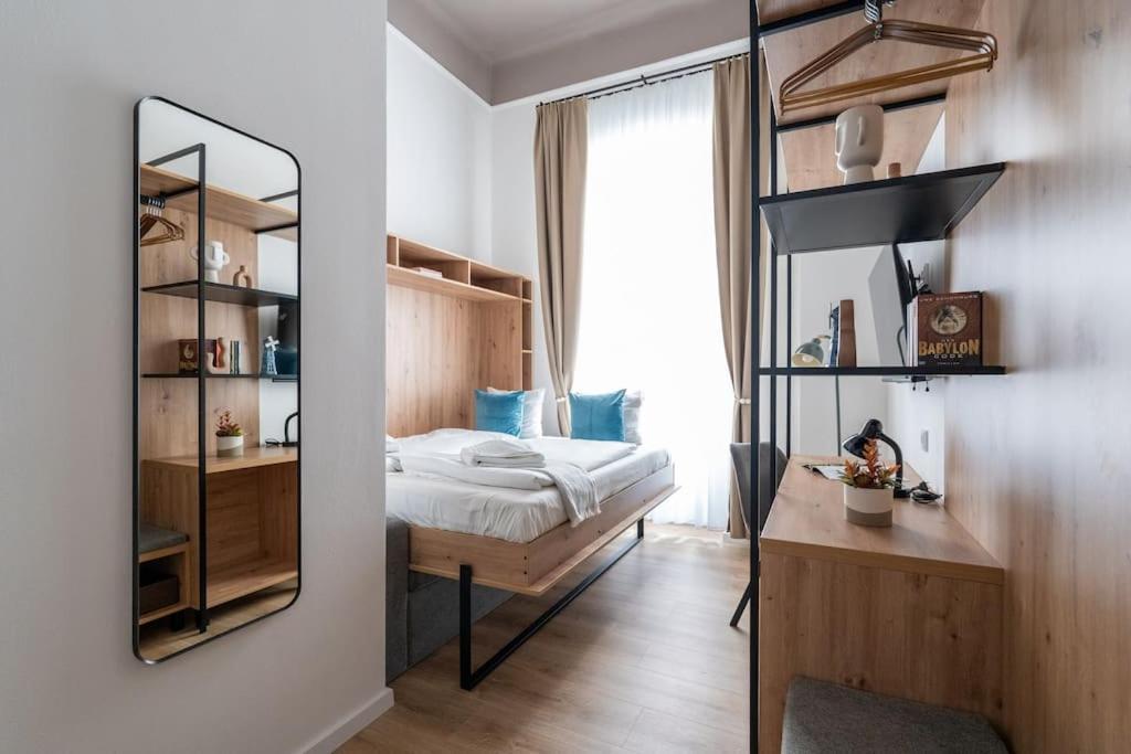 Suite, Self Check-in By Hm